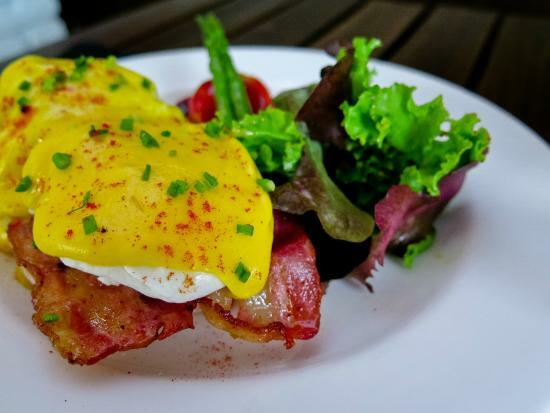 Historica Coffee & Pastry